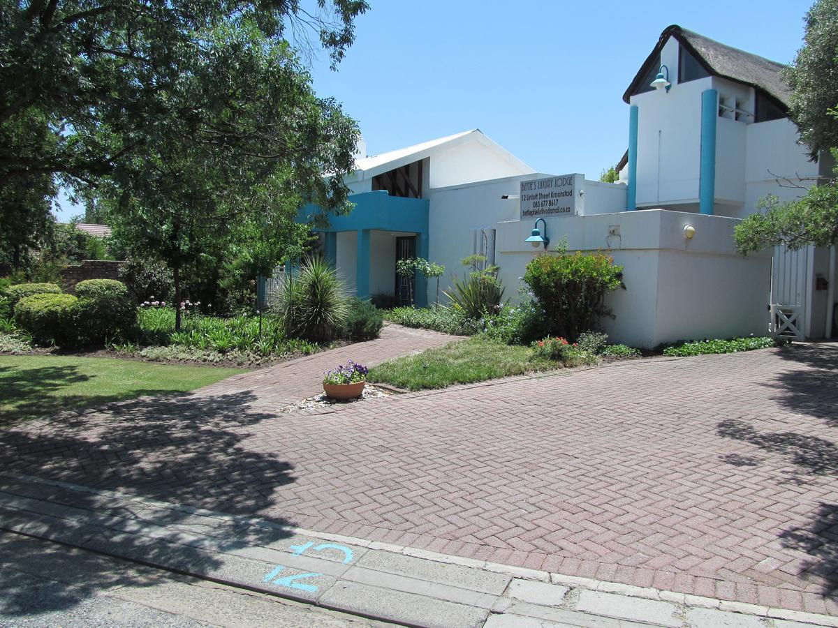 Bettie'S Luxury Lodge Kroonstad Zewnętrze zdjęcie