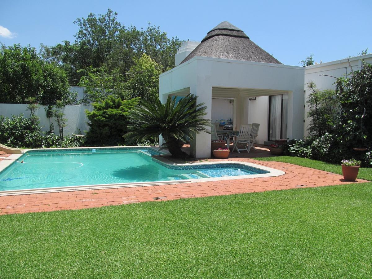 Bettie'S Luxury Lodge Kroonstad Pokój zdjęcie